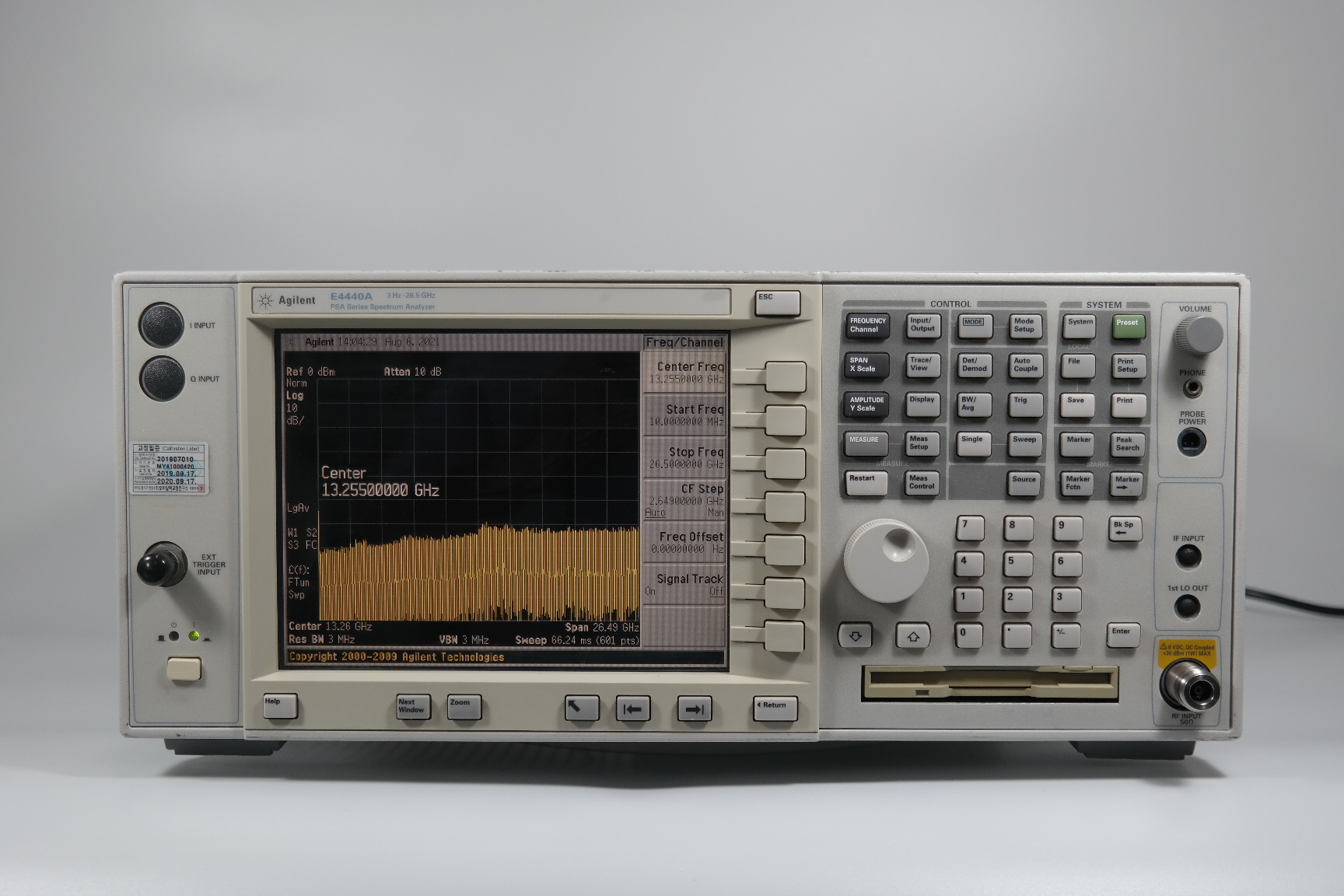 Agilent/Spectrum Analyzer/E4440A/226/1DS/B7J